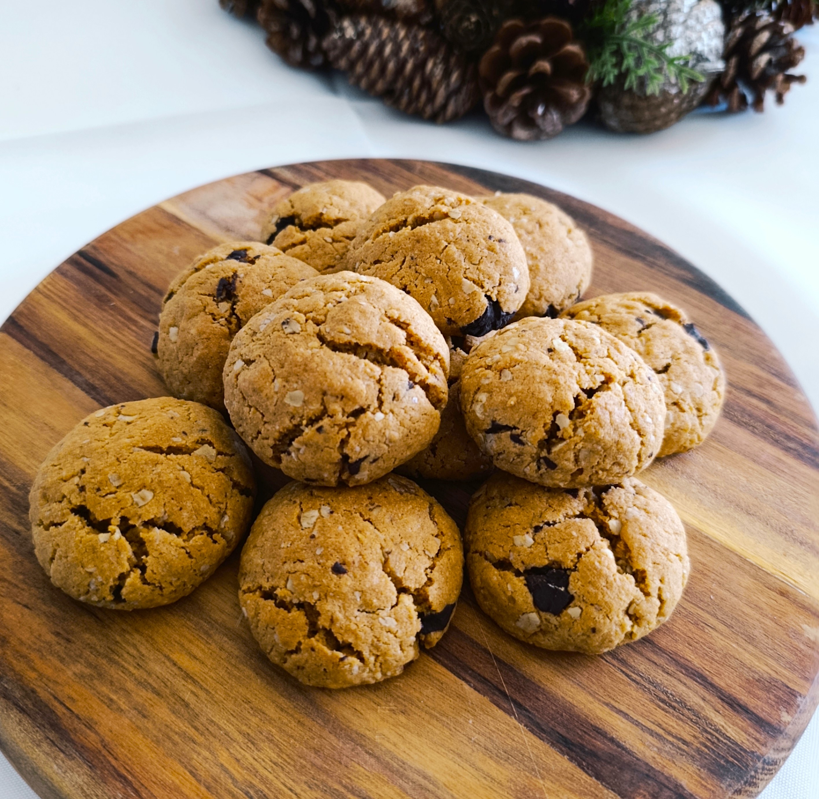 Bolachas de chocolate negro e frutos secos