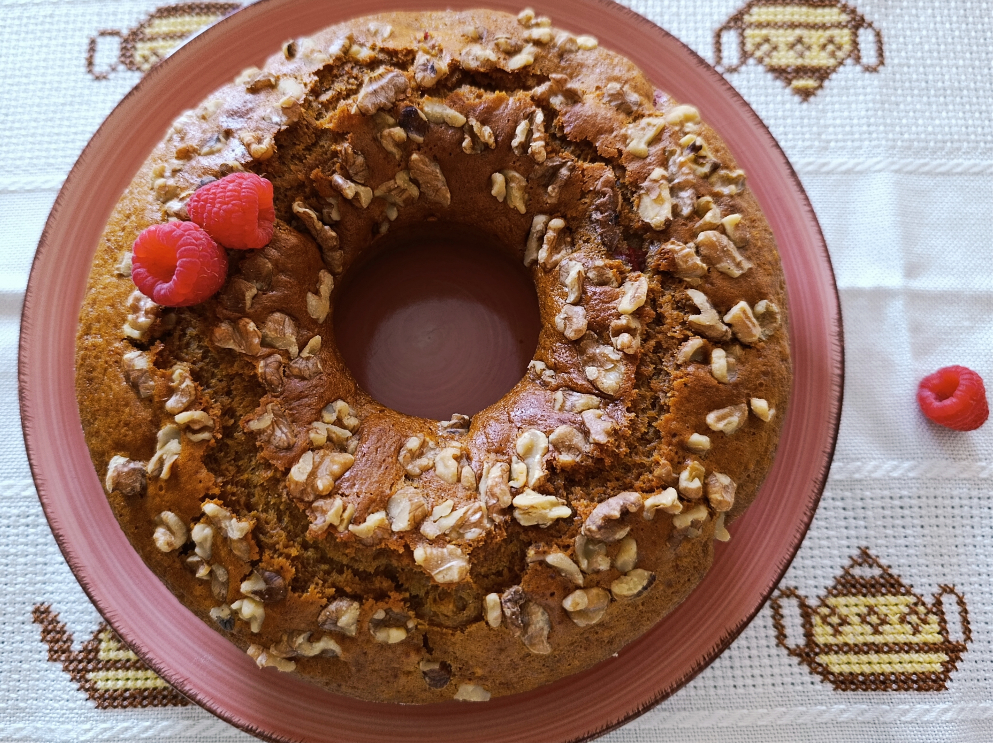 Bolo de frutos vermelhos